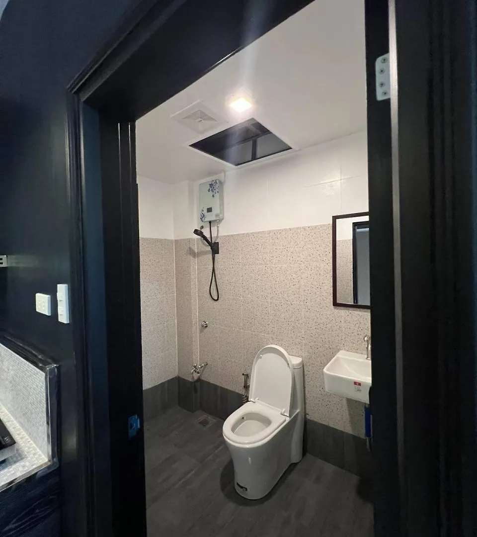 Clark Cu Hotel Angeles