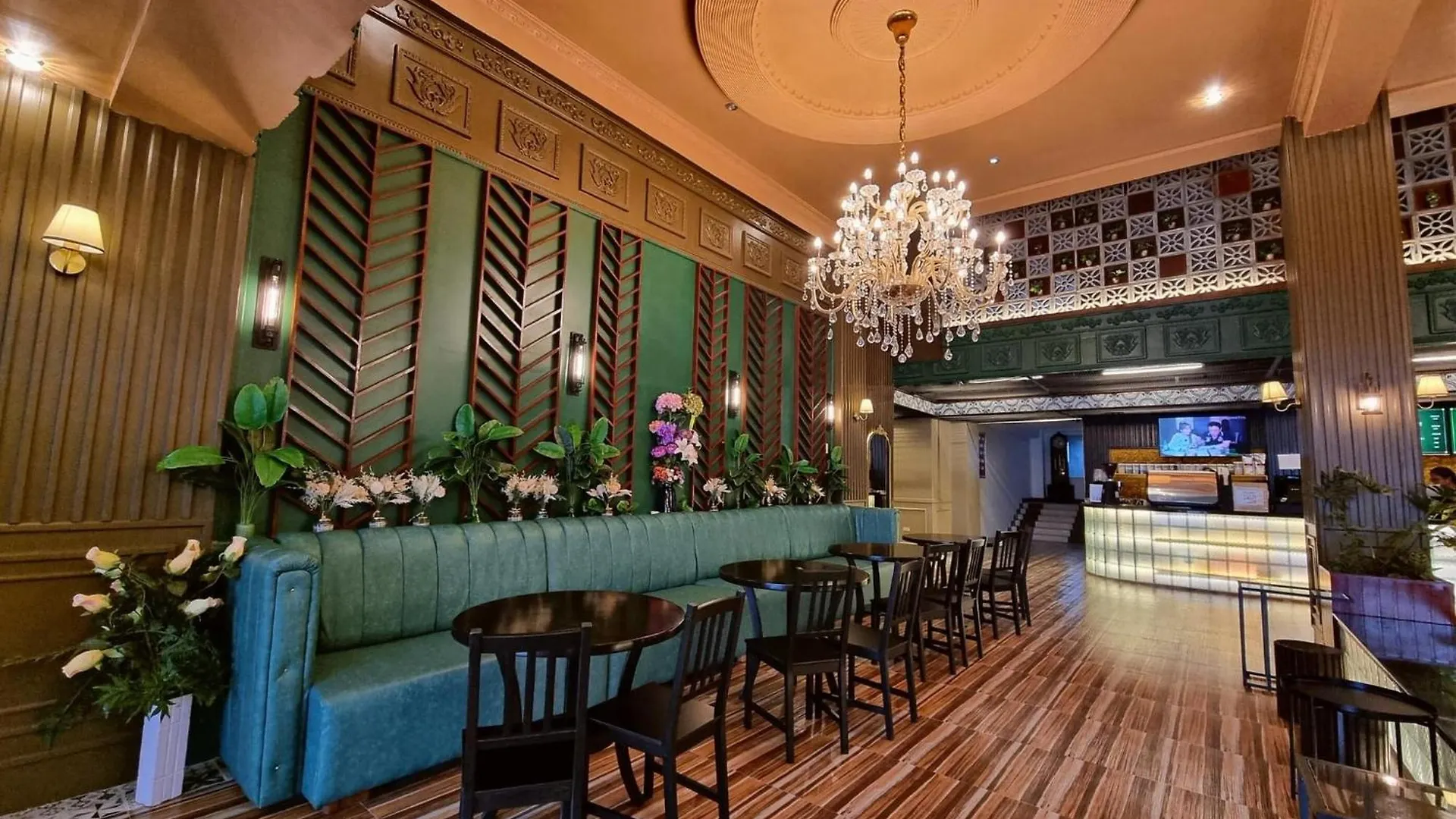 Clark Cu Hotel Angeles