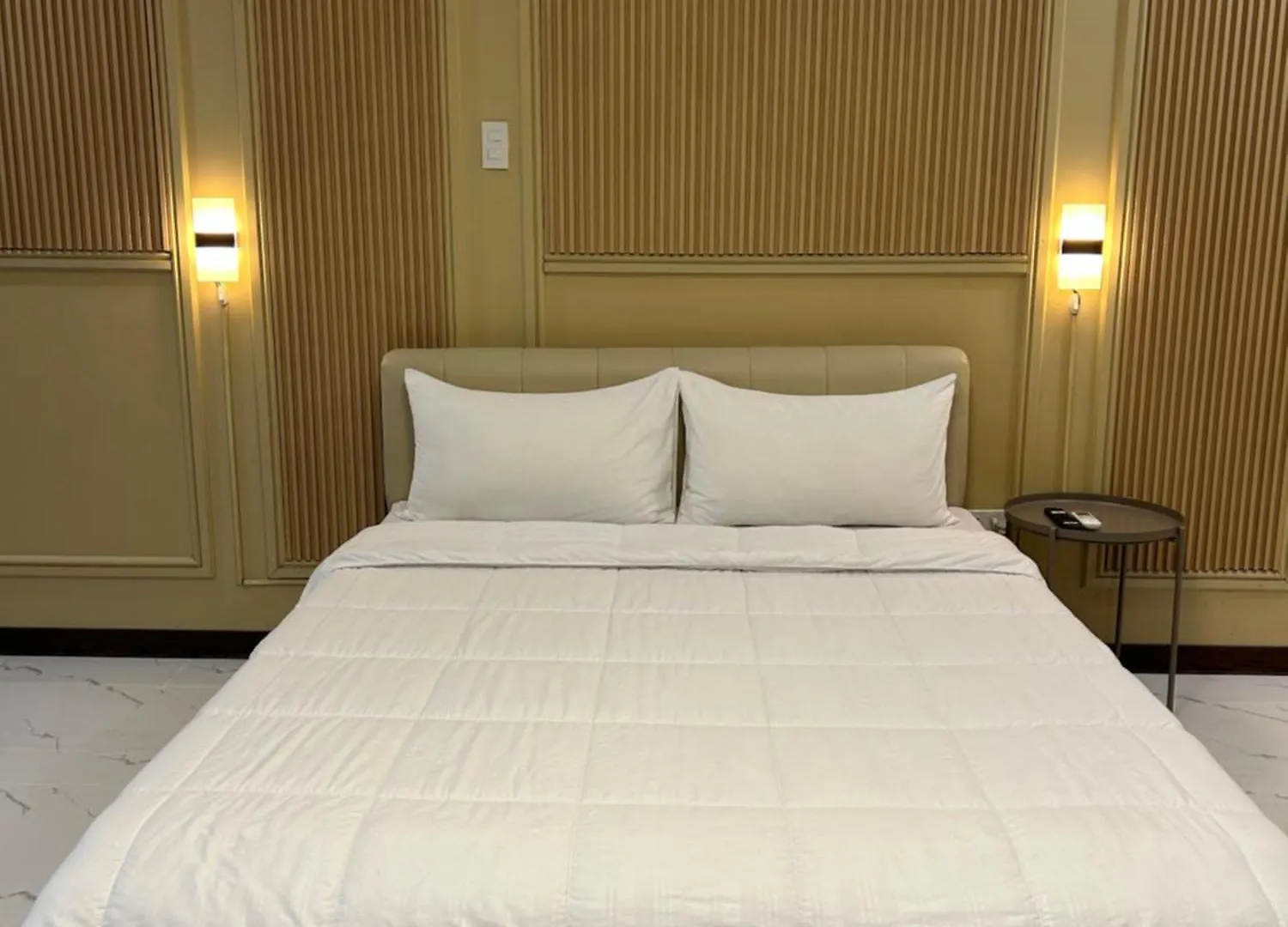 Clark Cu Hotel Angeles