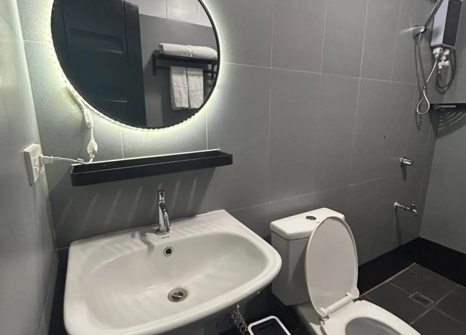 Clark Cu Hotel 앙헬레스